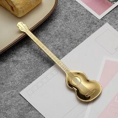 Cucchiaio da caffè in acciaio inossidabile Cucchiaio a forma di strumento musicale creativo, Stile: chitarra, Colore: oro titanio