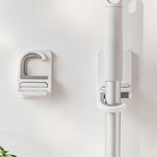 Gancio pieghevole per mocio per bagno con clip per mocio (bianco)