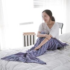 Coperta della coda a maglia della sirena Coperta di coda di pesce, dimensione: 60x140cm (viola leggera)