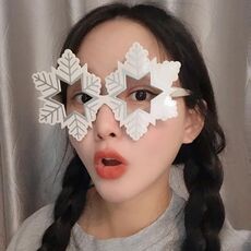 2 fermagli per capelli natalizi personalizzati con occhiali natalizi strani, colore: fiocco di neve sfumato