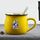 Tazza per acqua con pancia grande in ceramica stampata da ragazzo, stampa su richiesta (giallo) Tazza per acqua con pancia grande in ceramica stampata da ragazzo, stampa su richiesta (giallo)