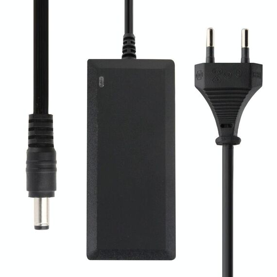 Adattatore di alimentazione CA DVR 12V 3A / 4 canali con spina europea, punte di uscita: 5,5 x 2,5 mm