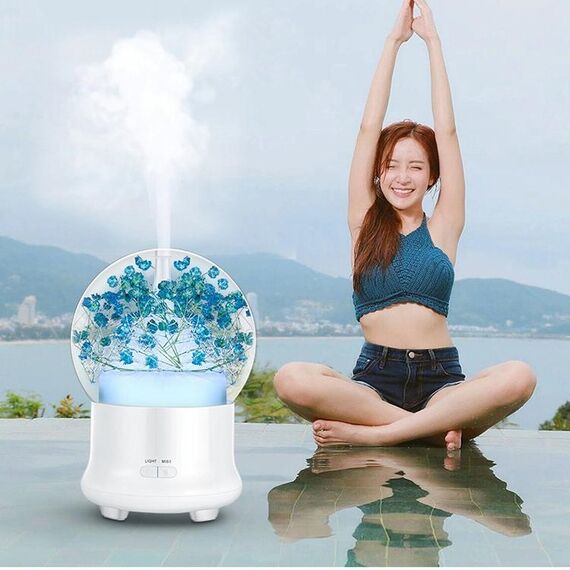 ML-824 Umidificatore d'aria con diffusore di aromaterapia fiori 100ML Gypsophila con luce LED colorata per ufficio / casa (blu)