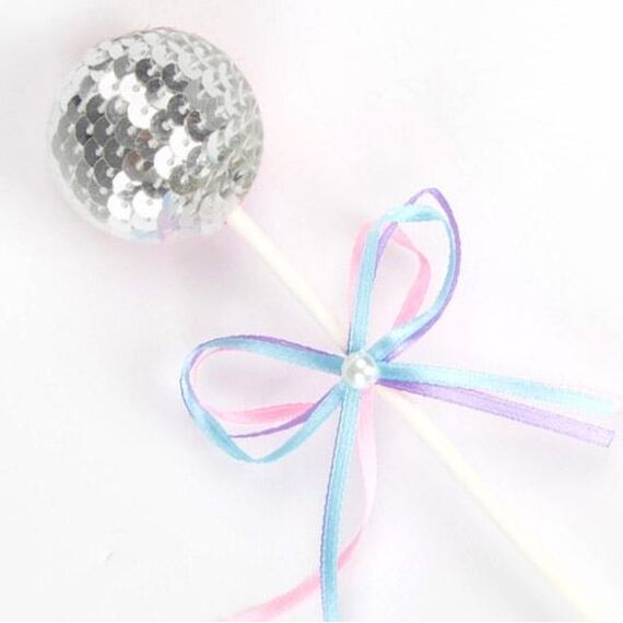 Fiocco di nastro, paillettes, pallina, torta, dessert, festa, biglietto inserito (argento)