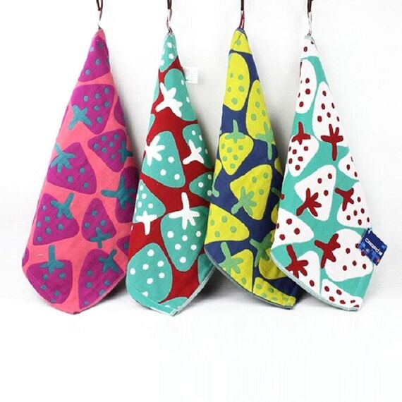 Asciugamano in cotone a tre strati per bambini, consegna in stile casuale, dimensioni: 28x28 cm