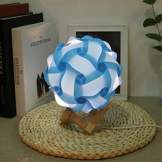 Lampada da comodino per camera da letto creativa Lampada da notte per camera romantica rotonda USB con base in legno, stile: prodotto finito (blu)