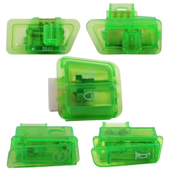 2 set di accessori per l'interruttore dello sterzo del clacson del faro del motociclo (5 in 1 verde)