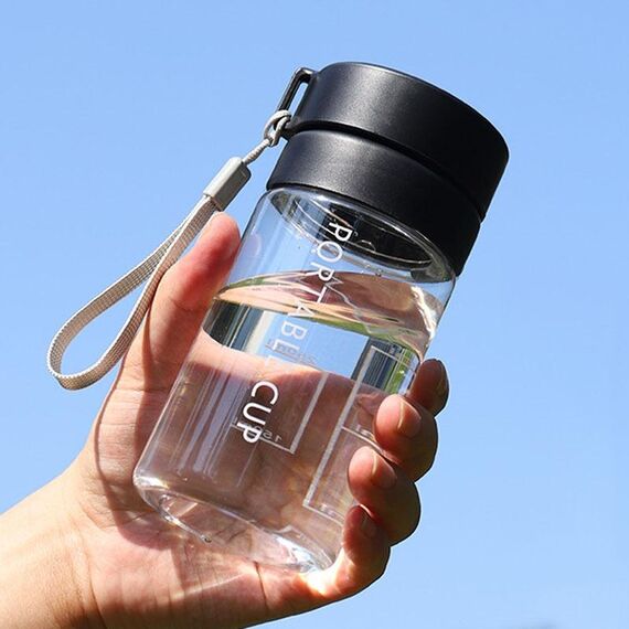 Tazza sportiva da esterno di grande capacità Tazze da tè portatili a prova di perdite in plastica satinata, colore: nero trasparente da 400 ml