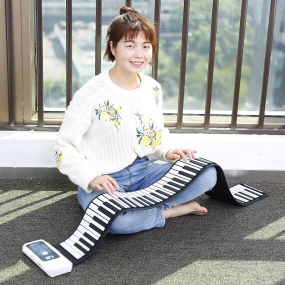 Pianoforte elettronico a 88 tasti versione addensata