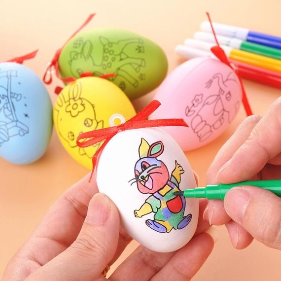 4 pezzi fatti a mano cartone animato dipinto uova di Pasqua giocattoli educativi per bambini, motivo e colore casuali