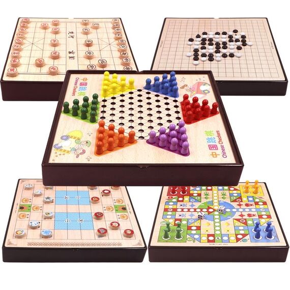 Set di giocattoli educativi per scacchiera educativa per bambini multifunzionali in legno modello 5 in 1 B