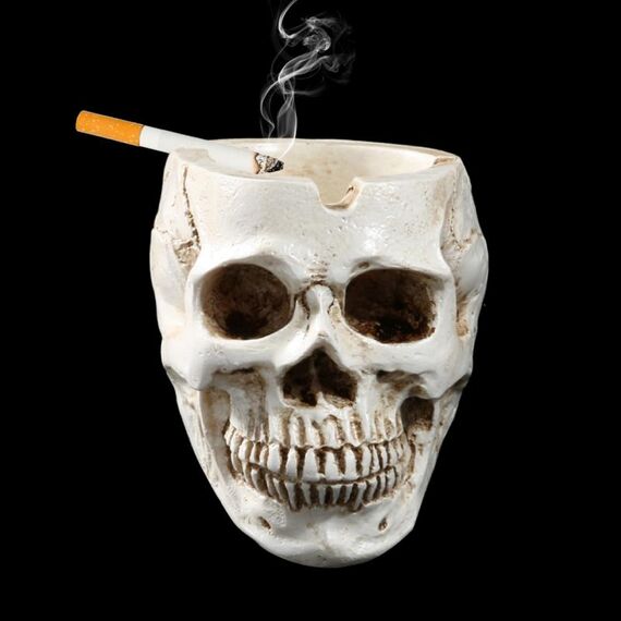 Decorazione domestica di personalità del posacenere del cranio della resina degli utensili di Halloween