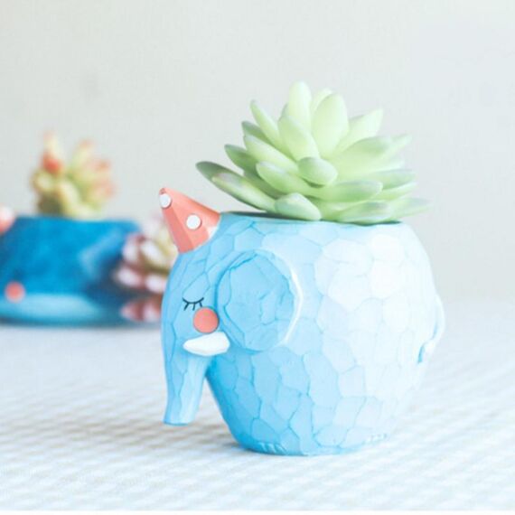 Bella casa giardino ufficio resina cartone animato animale blu a forma di elefante pianta vaso di fiori decorazione vasi da fiori animali fioriera