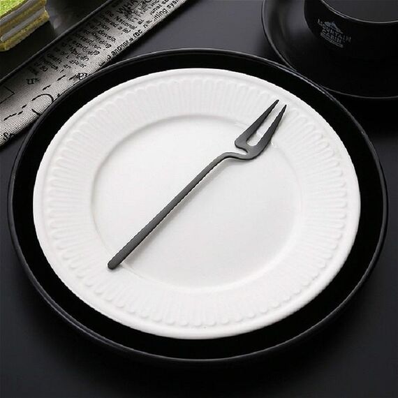 Design da appendere a parete a forma di V in acciaio inossidabile Design semplice Cucchiaino da caffè Forchetta Manico lungo creativo Stoviglie per mescolare, Stile: Forchetta, Colore: Nero