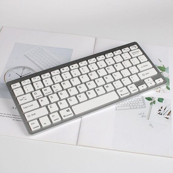 X5 Mini tastiera Bluetooth wireless ultrasottile, supporto Win / Android / IOS System (argento)